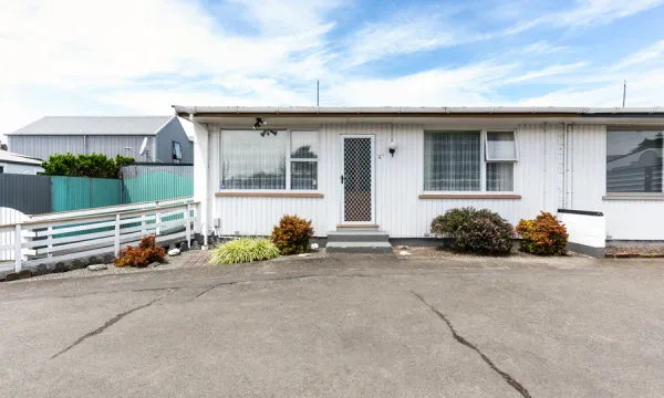 2/26 Frederick Street, Waltham