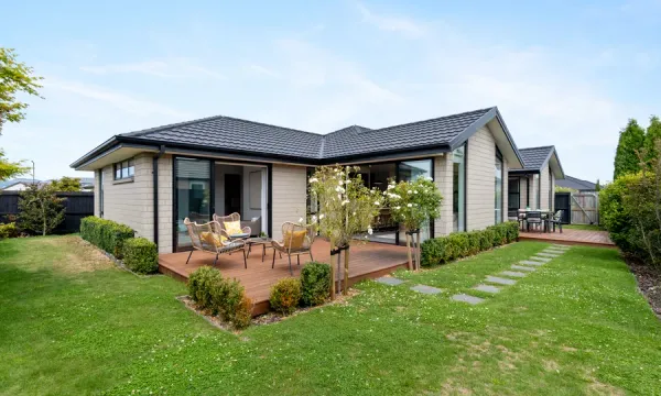 4 Azara Way, Wigram