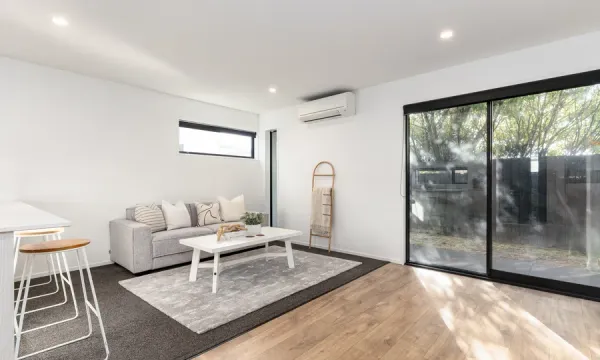 199b Hills Road, Edgeware
