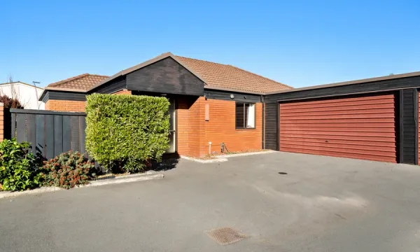 8b Angela Street, Upper Riccarton